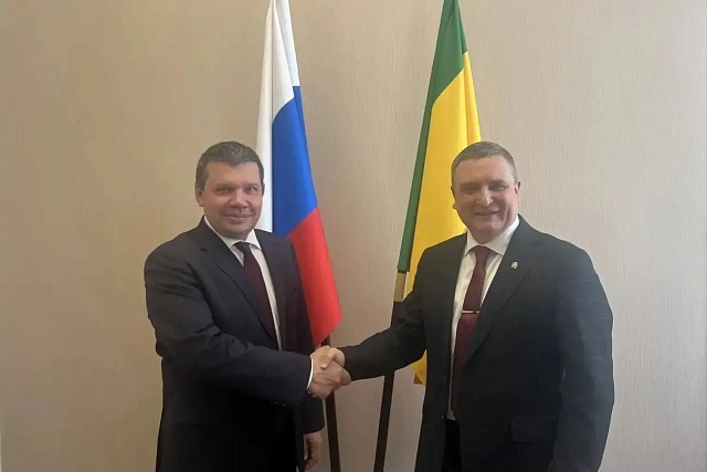 Михаил Лисин провел рабочую встречу с директором филиала «Российской газеты» в ПФО Арсением Бабенковым